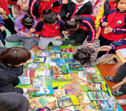 绥德县第五小学阅读区