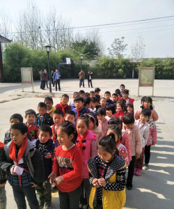 肃州区临水乡仰沟中心小学阅读区
