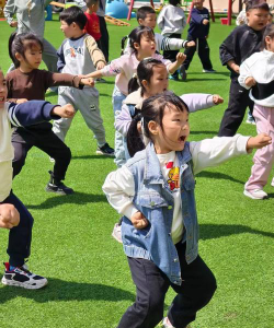 青岛市崂山区王哥庄街道办事处解家河幼儿园阅读区
