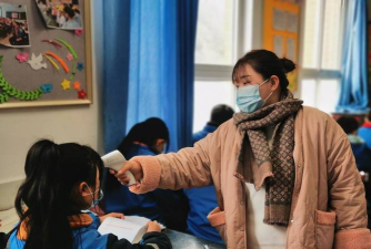 平利县八仙镇中心小学阅读区