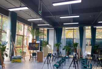 长沙市岳麓区姿漫艺术培训学校有限公司阅读区