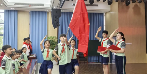 红艳小学阅读区