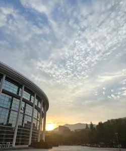 西安工程师范大学临潼校区阅读区