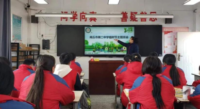 睢县匡城乡二中阅读区