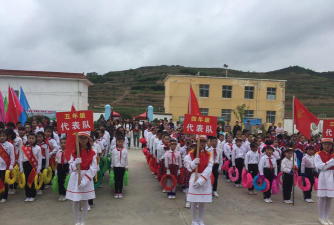 长道镇陈沟小学阅读区