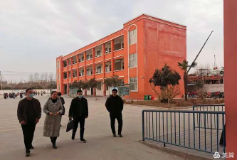 商丘市柘城县邵元乡二中阅读区
