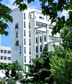 河北科技师范大学阅读区