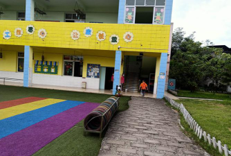 修水县上杉乡塔头幼儿园阅读区