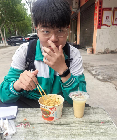信阳市第十二初级中学阅读区