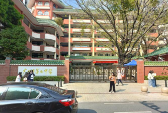 广州市荔湾区军民学校阅读区