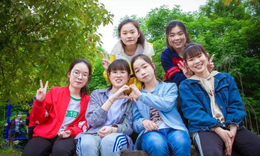 浠水县关口镇大灵中学阅读区