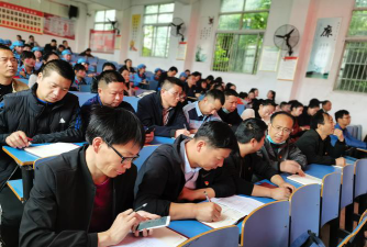 沙窝乡黄山中学阅读区