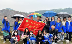 江夏区土地堂中学阅读区
