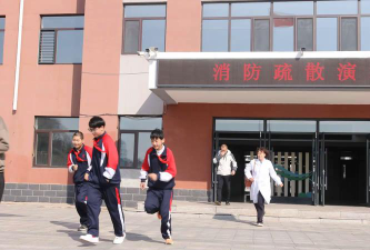 康平县胜利中学阅读区
