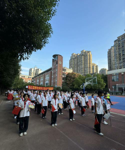 武汉市第八中学阅读区