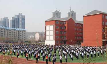 鞍山市华育中学阅读区