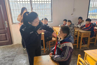 湘乡市进修附小阅读区