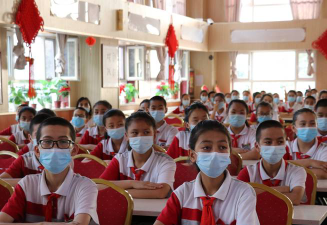 库尔勒市第三小学阅读区