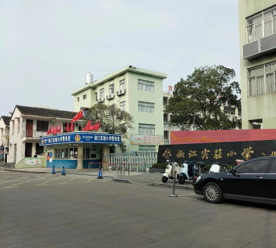 西双版纳育才学校阅读区
