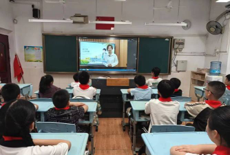 苏州市沧浪区湄长小学阅读区