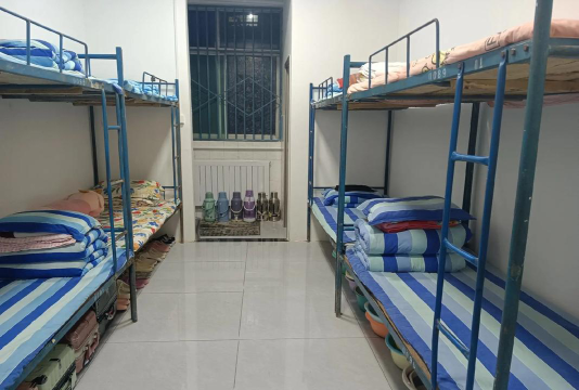 保定光明职业培训学校阅读区