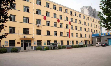 保定华中高级技工幼师学校阅读区