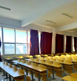 石家庄博信科技中等专业学校阅读区