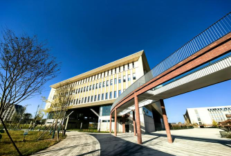 邯郸蓝天信息工程中专学校阅读区