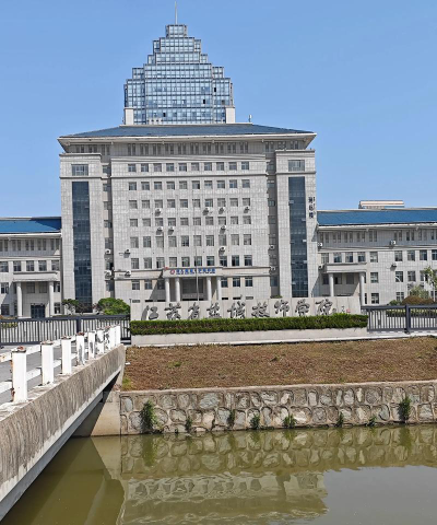 盐城技师学校阅读区