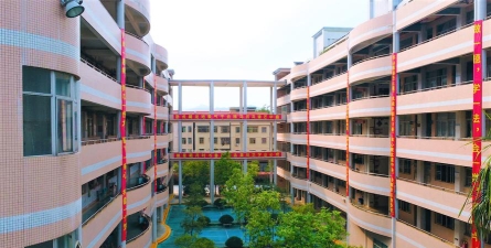 增城市荔城中学阅读区