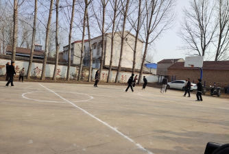 邱北县戈寒乡中学阅读区