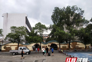武冈市第三中学阅读区