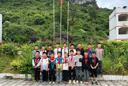 长顺县马路乡马路中心校阅读区