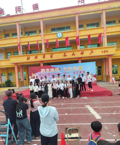 佛山市大良镇西山小学阅读区