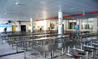 衢州市宋城烹饪学校阅读区