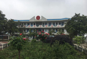 新县泗店乡初级中学阅读区