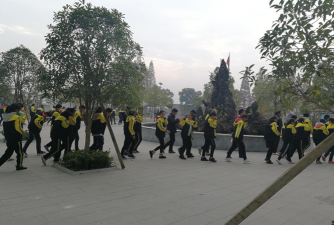 合江镇中学张湾分校阅读区