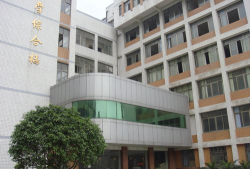 湖南益阳城关一中阅读区