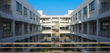 佛山市顺德区培教职业技术学校阅读区