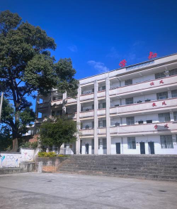 石林彝族自治县北大村乡中学阅读区