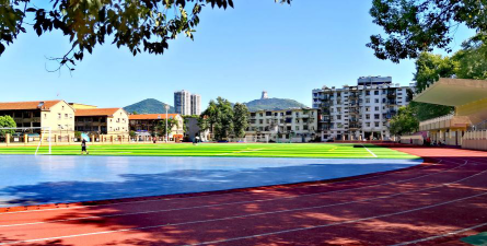 平武县水晶中学阅读区