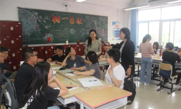 平谷县第六中学阅读区