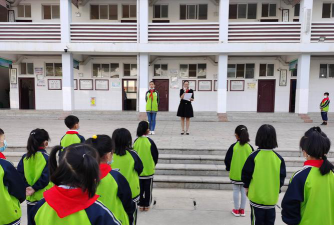 潮江乡中心小学阅读区
