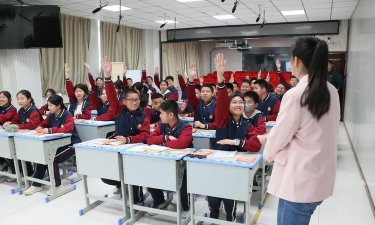 北京市怀柔区第二中学阅读区