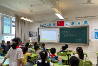 怀集县汶朗镇金汶小学教学点阅读区