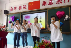 龙潭区双语实验小学校阅读区
