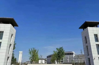 新乡县技校阅读区