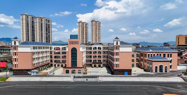衡阳市开发区新桥小学阅读区