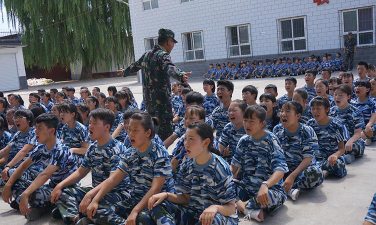 北京煤矿机械厂职工子弟学校阅读区