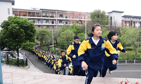麻江县景阳中学阅读区